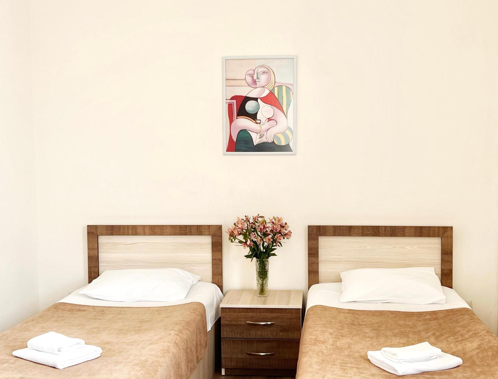 Hotel Mireosi บาทูมิ ภายนอก รูปภาพ